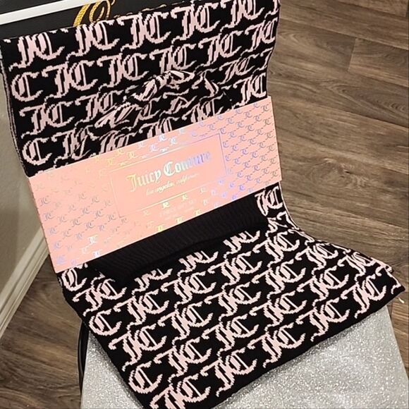 Juicy Couture JC Logo 2PC Knit Hat & Scarf Set - Picture 3 of 5